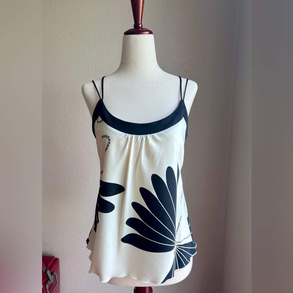 Trina Turk Dragonfly Strappy Silk Top Size MEDIUM